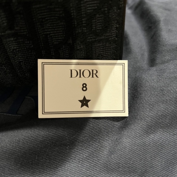 Dior Toiletry Bag - Picture 9 of 10